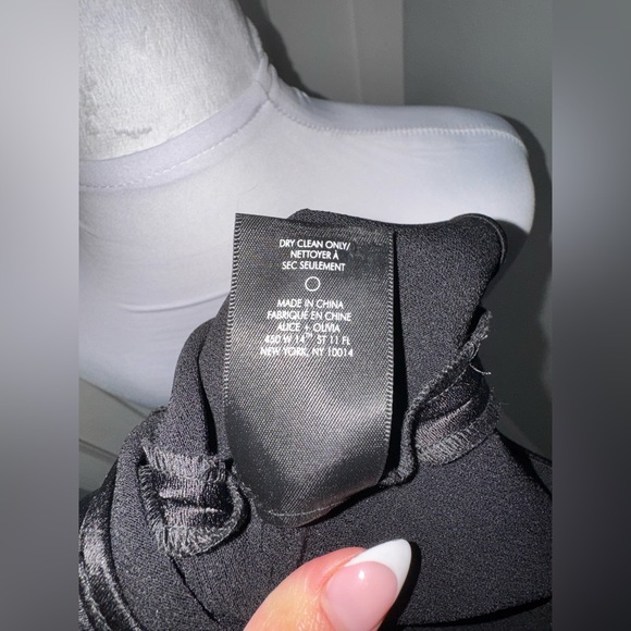 Alice + Olivia Harmony Draped Tank Top/ Size Small - Picture 12 of 12